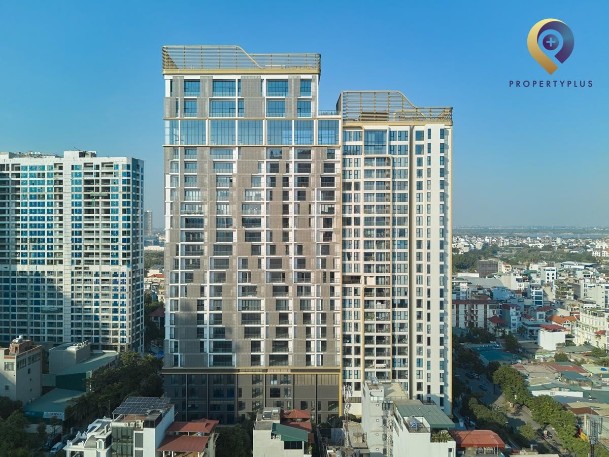 Another exterior view of Heritage West Lake office building on Lac Long Quan street